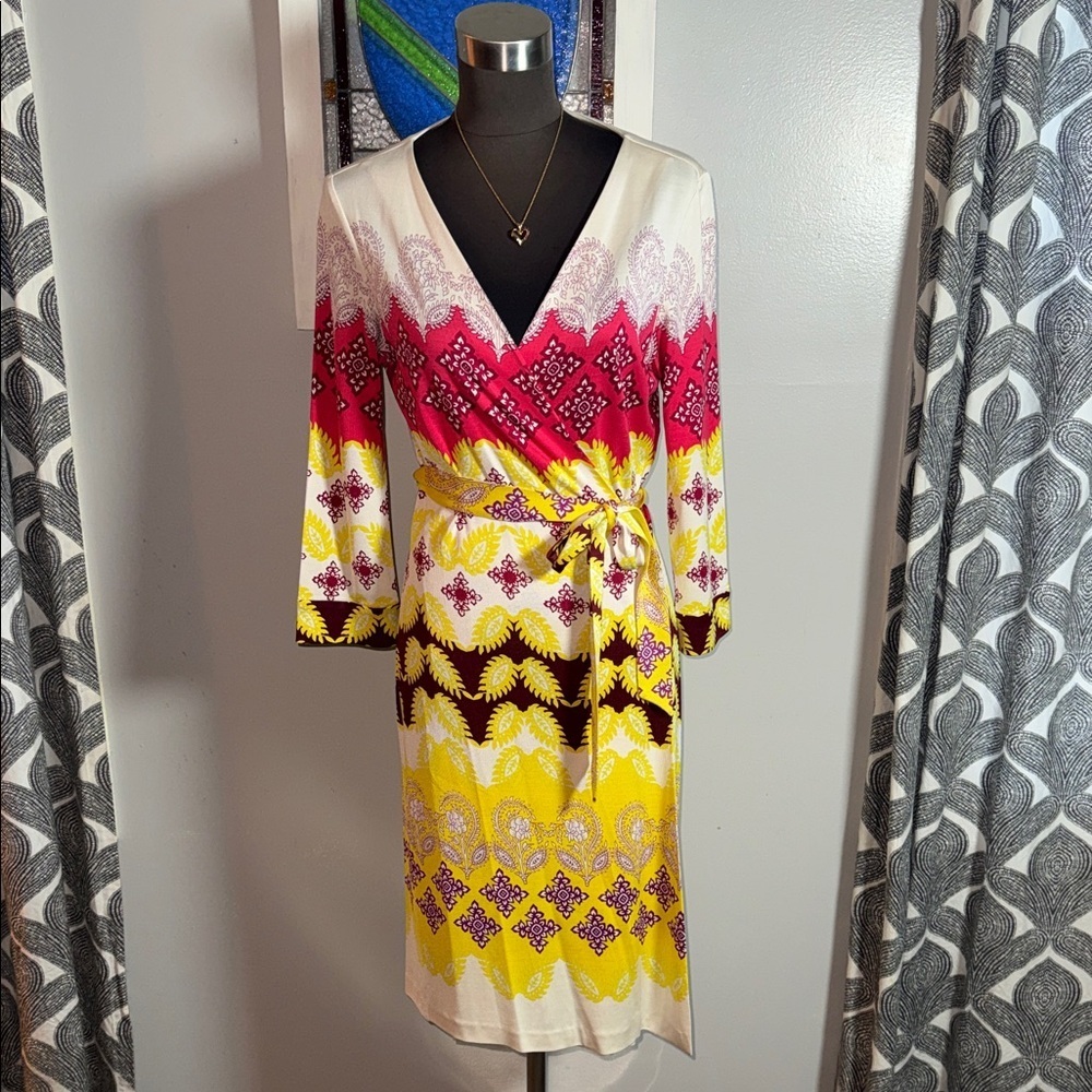 Diane von Furstenberg DVF 100% Silk Julian Wrap Dress Paisley Geometric SZ 12 - Picture 2 of 11